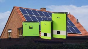 Battery Storage Solutions: Storing Solar Energy for Off-Grid Homes
