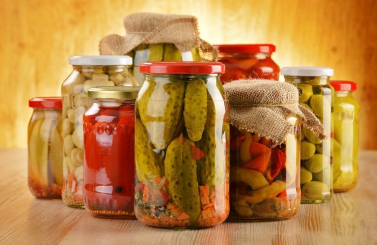 Off-Grid Food Preservation: Canning, Drying, and Fermentation