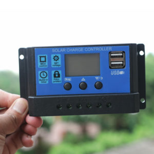 Choosing Between PWM and MPPT Charge Controllers for Your Off-Grid System.