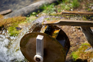 Creative Ways to Use Water in Offgrid Desert Farming