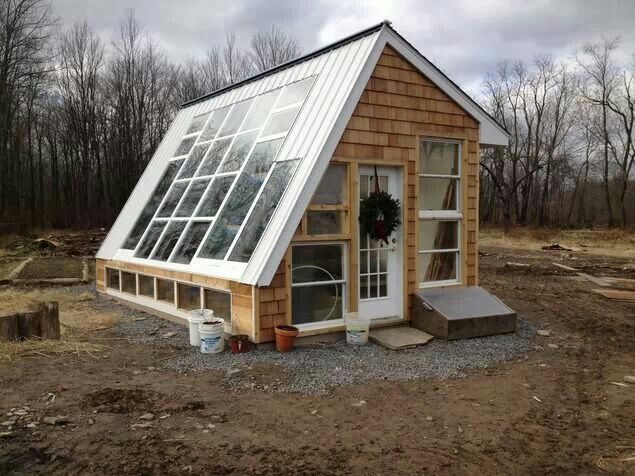 How to Build a Passive Solar Greenhouse for Year-Round Gardening and Heating